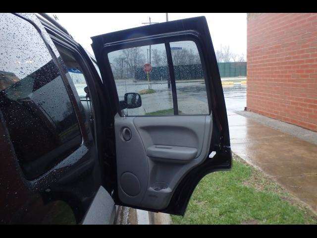 2005 Jeep Liberty Sport 4dr SUV